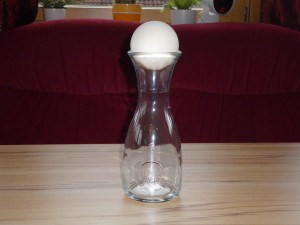 Wasserkaraffe mit Zirbenkugel